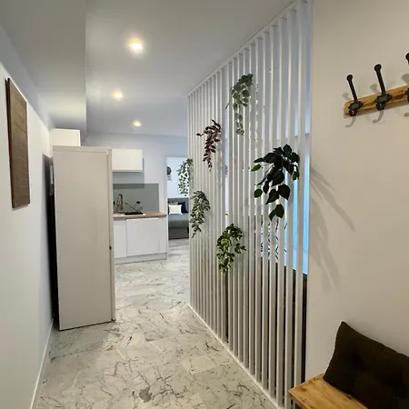 Inaya For Appt 3 Pieces * Menton