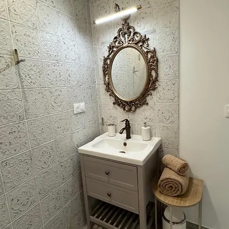 Inaya For Appt 3 Pièces