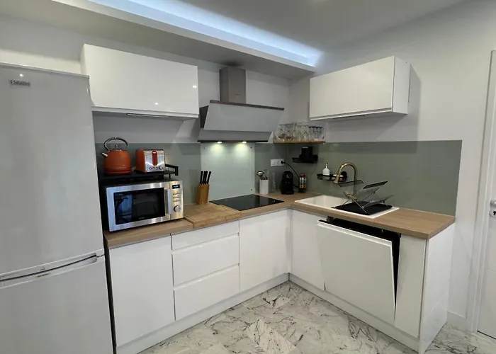 Inaya For Appt 3 Pieces Apartamento